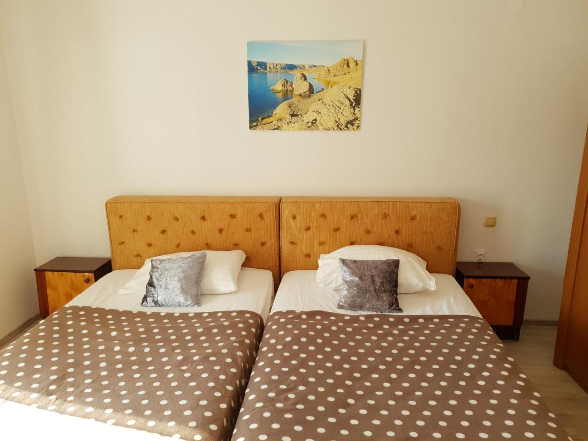 Apartmani Dalmatinka Metajna Εξωτερικό φωτογραφία